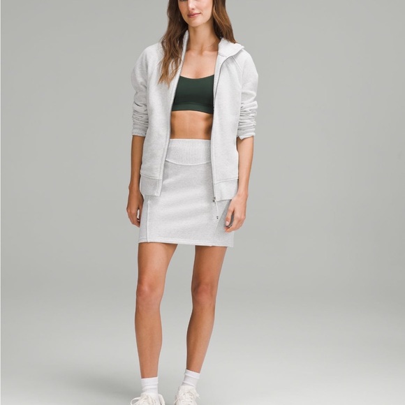 Lululemon Scuba High rise Mini skirt NWOT - Picture 1 of 6